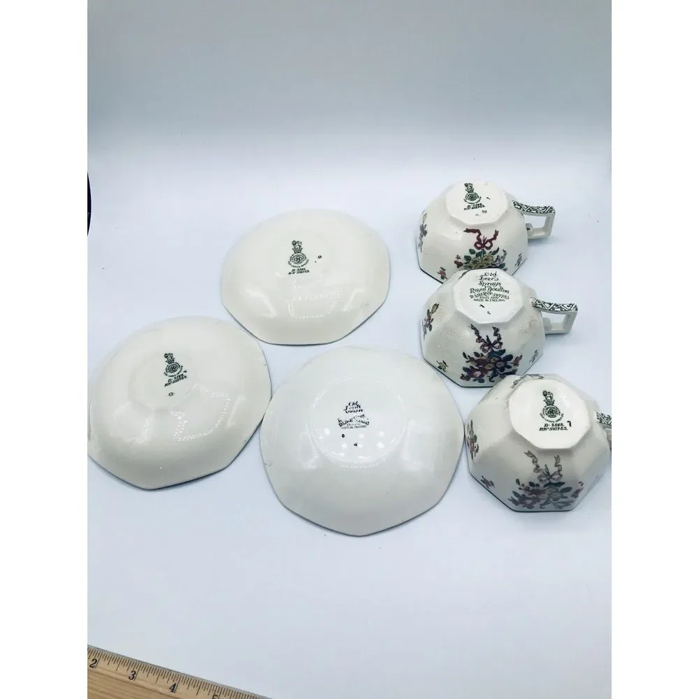 Royal Doulton Old Leeds Sprays D3548‎ 3Cups & 3 Saucers England 1920s